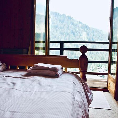 Chalet Le Jeuna 莫尔金斯 外观 照片